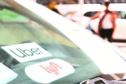 Uber and Lyft to Pay $328 Million to Settle Driver Misclassification Lawsuit in New York
