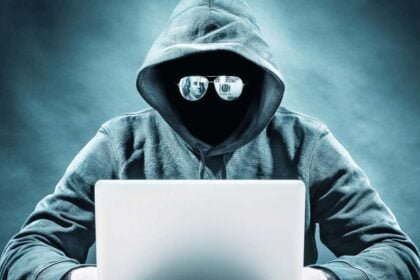 Hacker Hijacks SEC Staffer's Phone to Post False Bitcoin ETF Approval Tweet